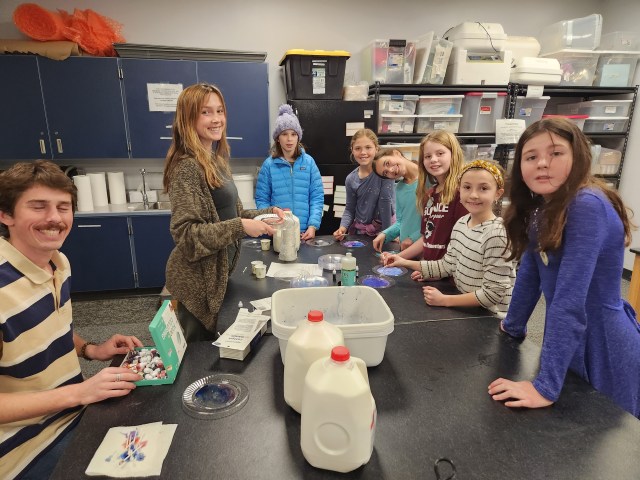 2022 Nov STEM night Strathmann Group Activity